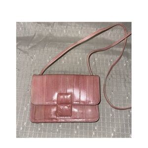 Elegant Pink Eel Leather Shoulder Bag